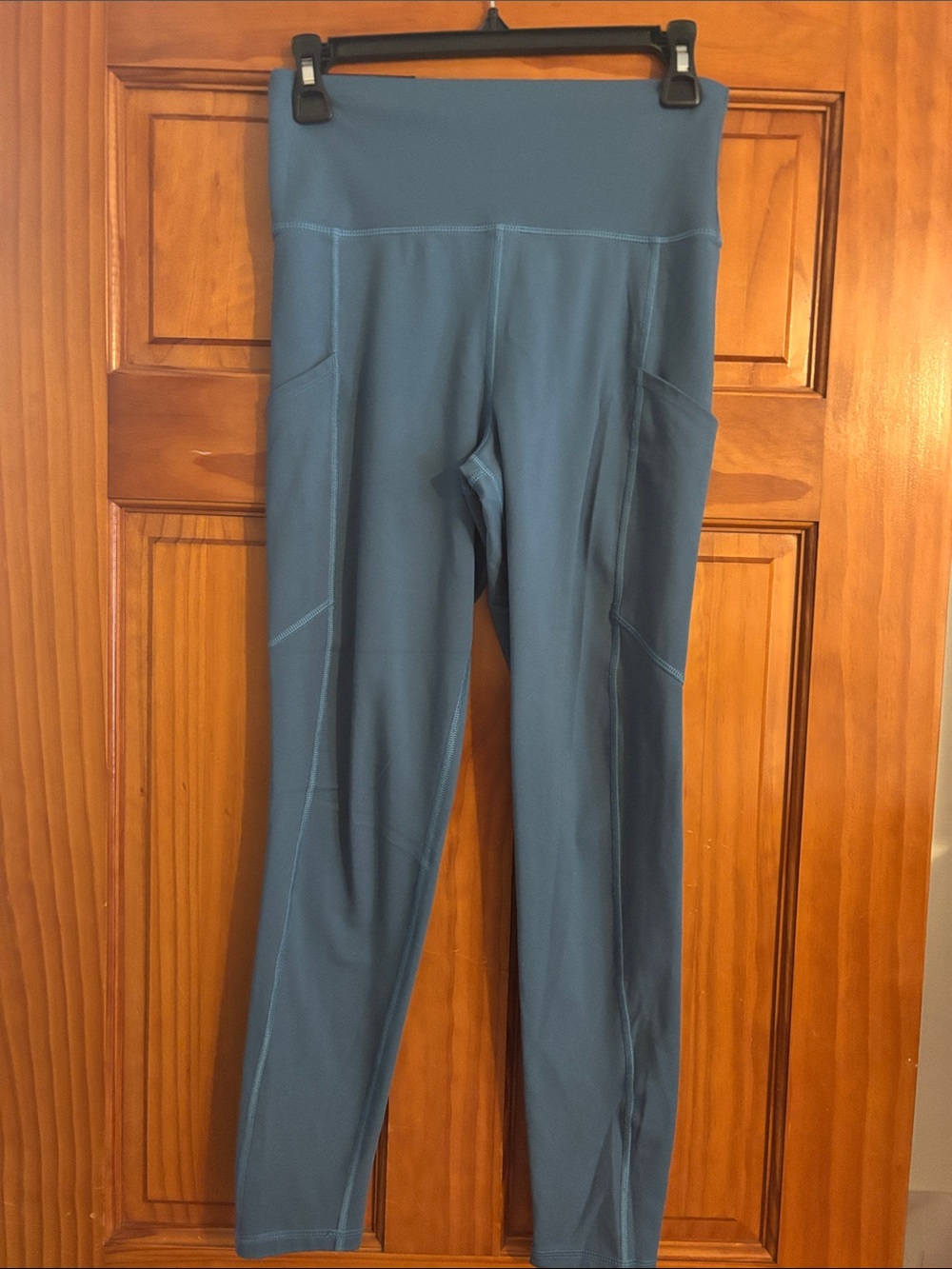 American Eagle Outfitters Teal High-Rise Performance Leggings with Side Pockets